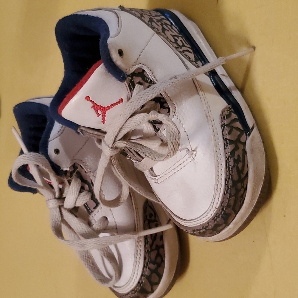 Air Jordan Retro 3 - Child Size 6C